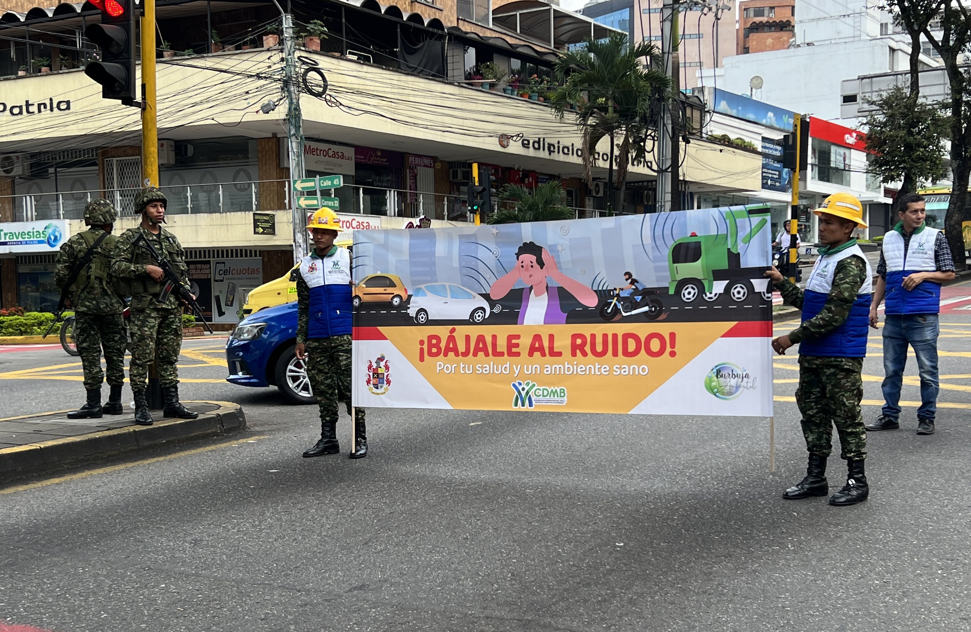 La campaña “Menos ruido, más salud ambiental” sensibilizó a peatones, conductores y dueños de establecimientos públicos