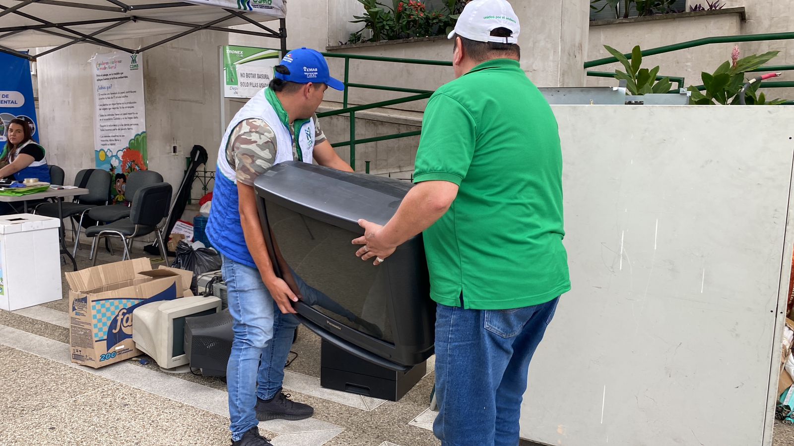 La comunidad entregó más de 25 toneladas de residuos posconsumo