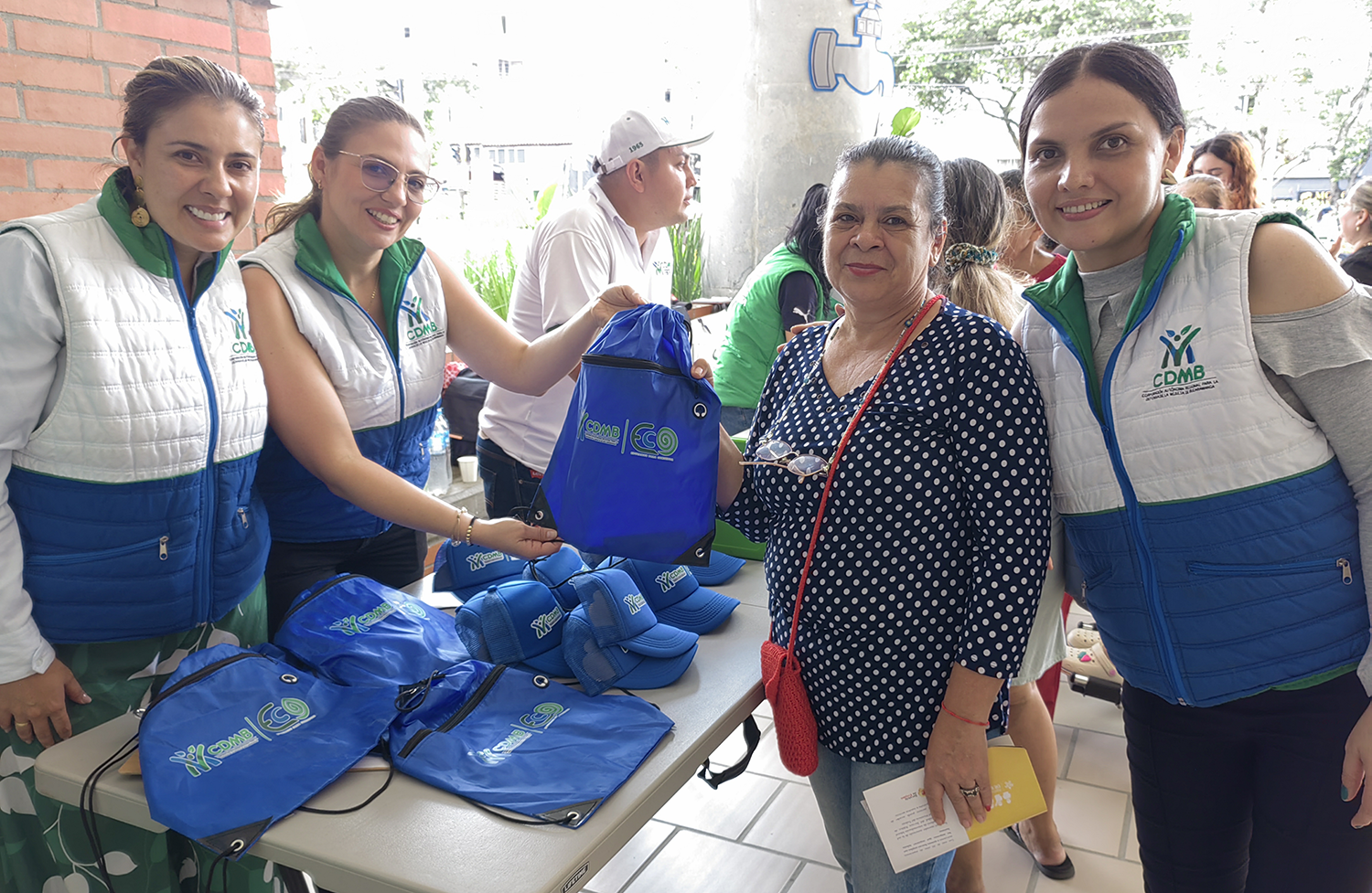 CDMB sensibiliza a más de mil estudiantes en conmemoración del “Día Mundial del Agua”